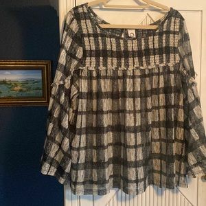 Anthropologie top. Size XL. Brand is Akemi + Kin. Oversized fit.